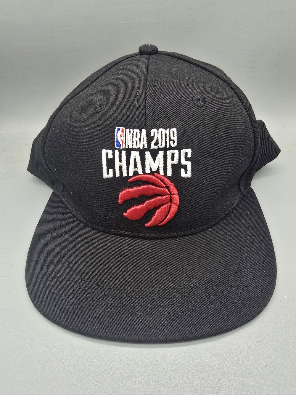 New Era Toronto Raptors 2019 NBA Champions 9FIFTY Snapback Cap.